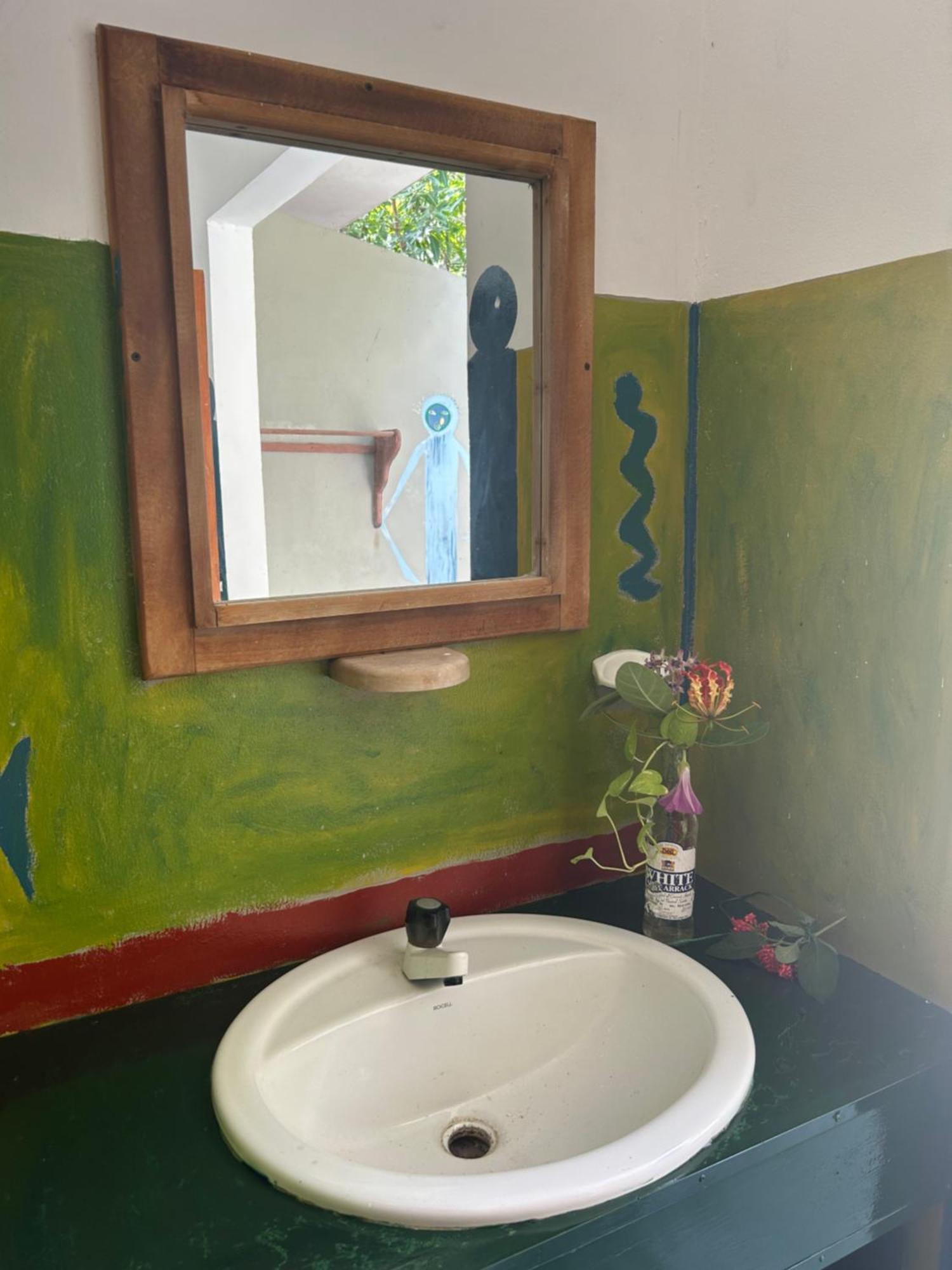 Starfish Beach Bungalow 아루감 베이 외부 사진